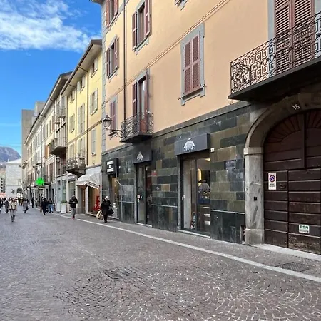 Apartament Cavour - Affitti Brevi Italia Lecco