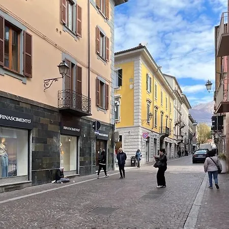 Cavour - Affitti Brevi Italia Daire Lecco